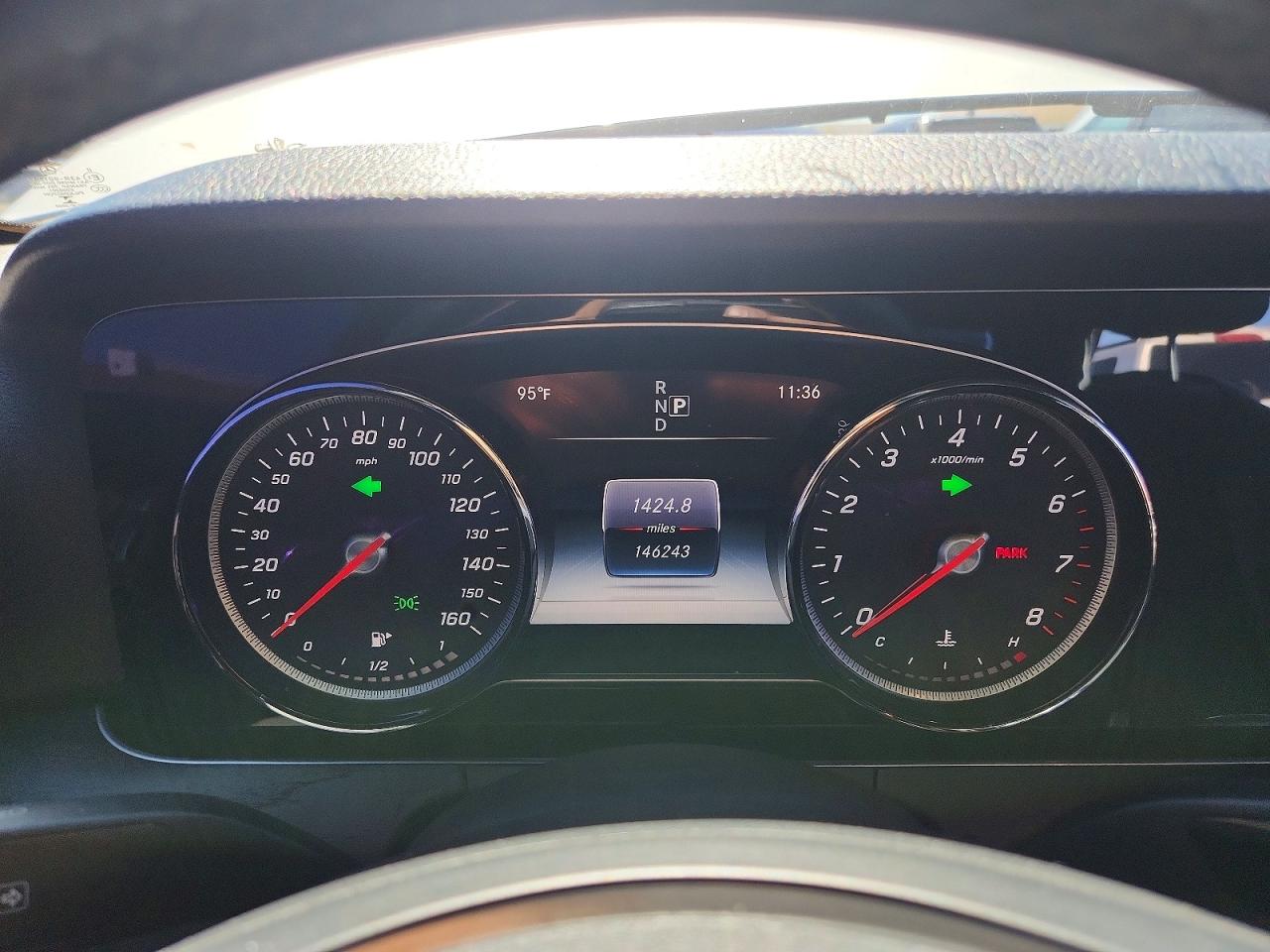 2017 MERCEDES-BENZ E 300 photo 9