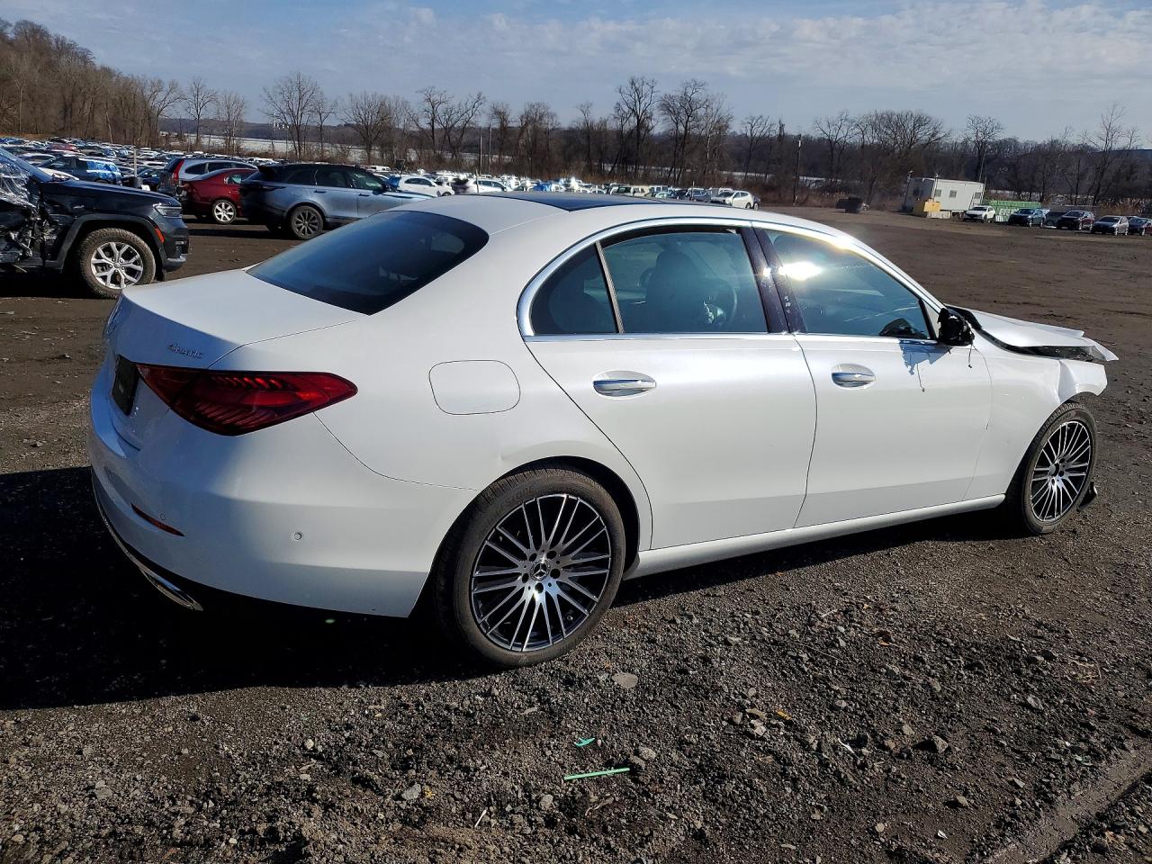 2025 MERCEDES-BENZ C 300 4MATIC photo 3