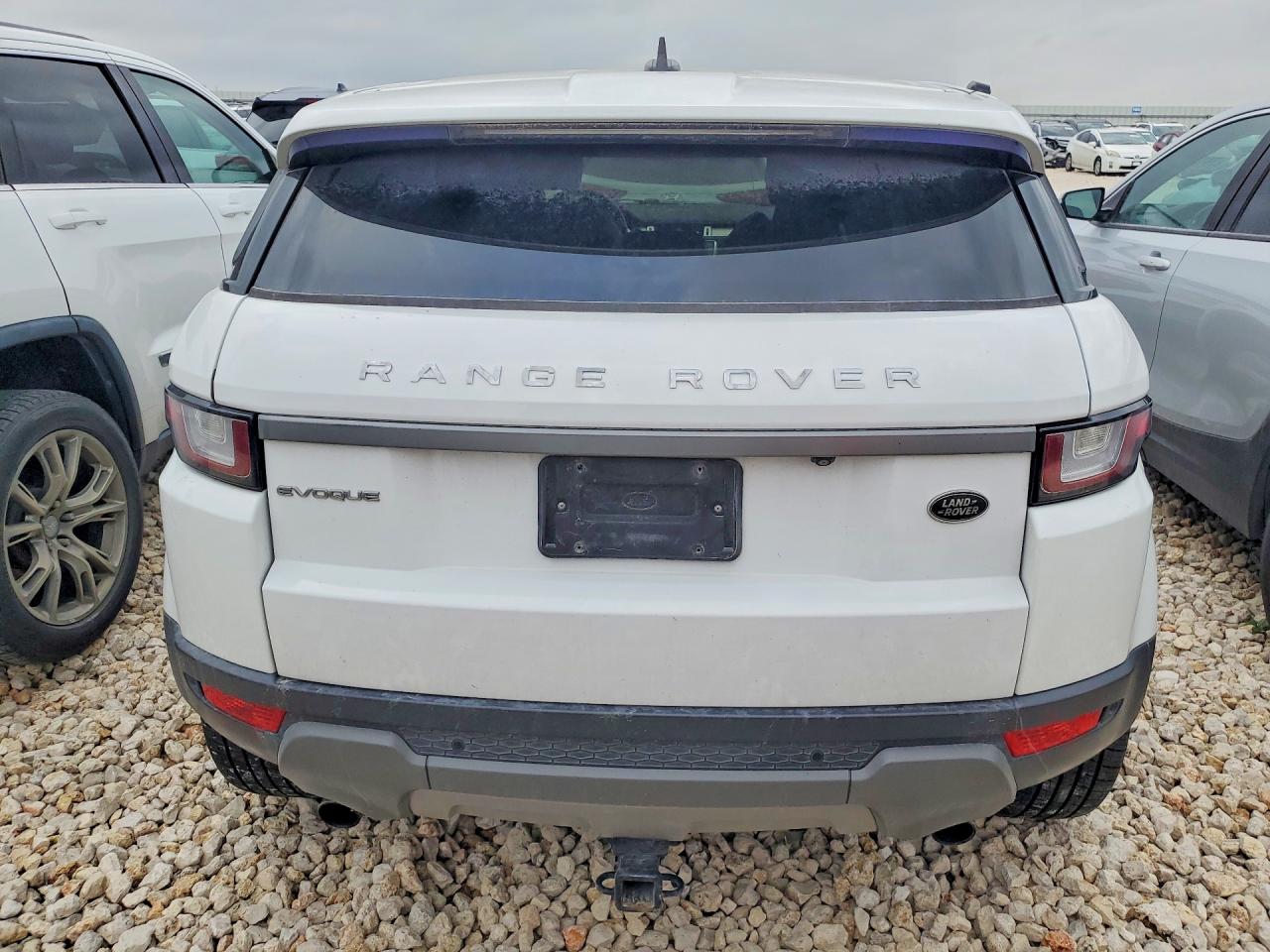 2016 LAND ROVER RANGE ROVER EVOQUE SE photo 6