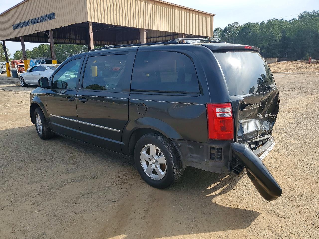 2010 DODGE GRAND CARAVAN SXT photo 2
