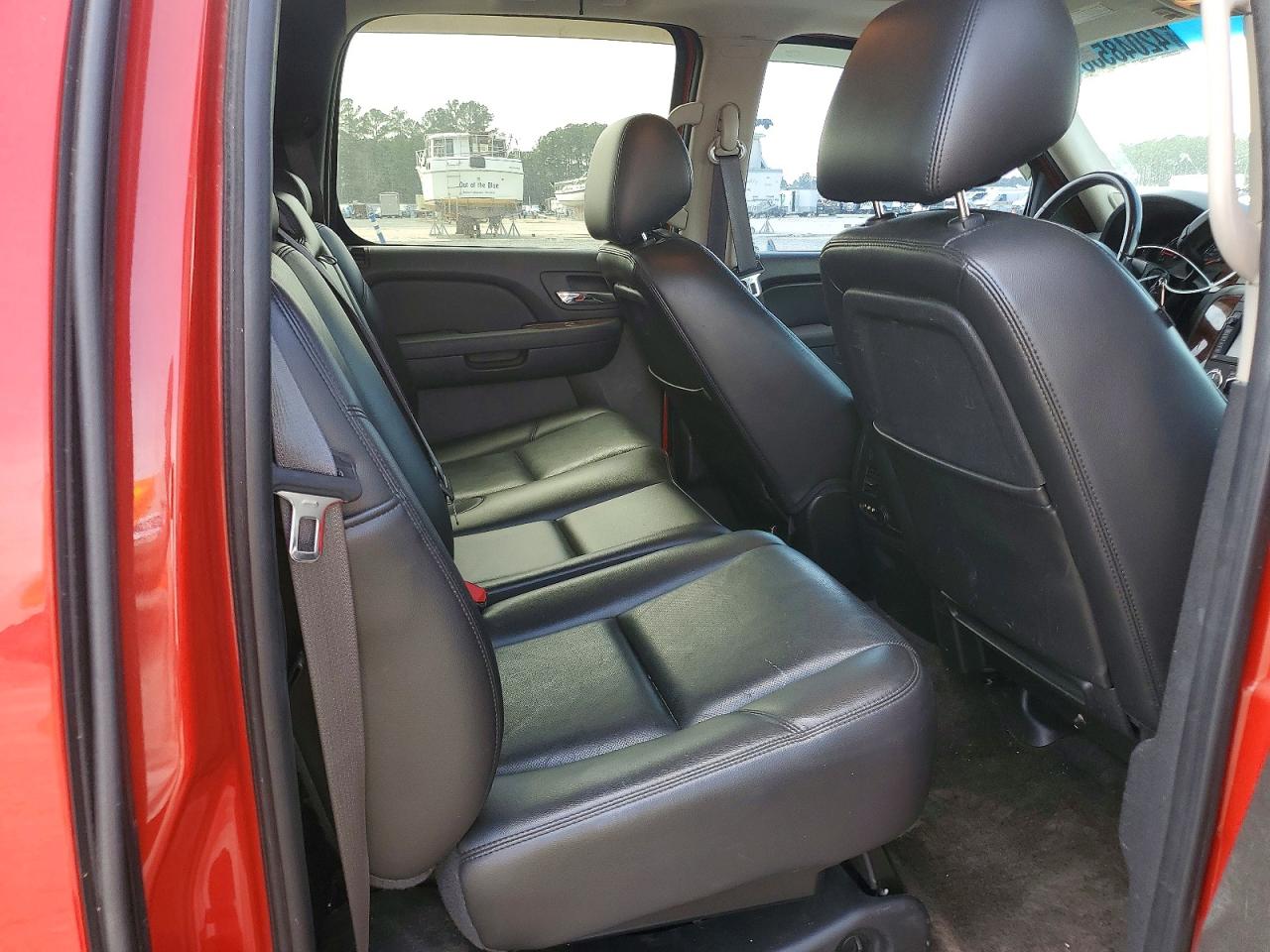 2011 CHEVROLET AVALANCHE LTZ photo 10