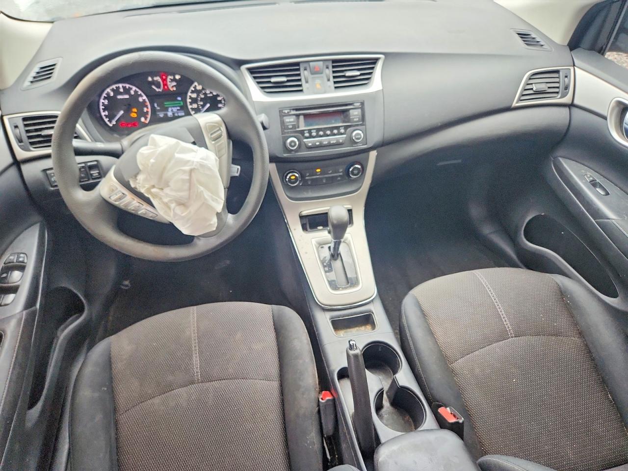 2015 NISSAN SENTRA S photo 15