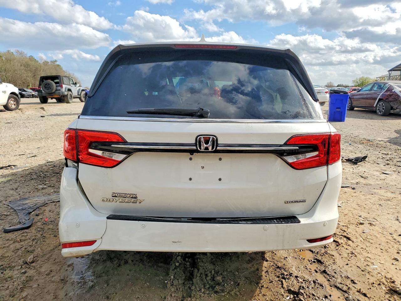 2023 HONDA ODYSSEY TOURING photo 11