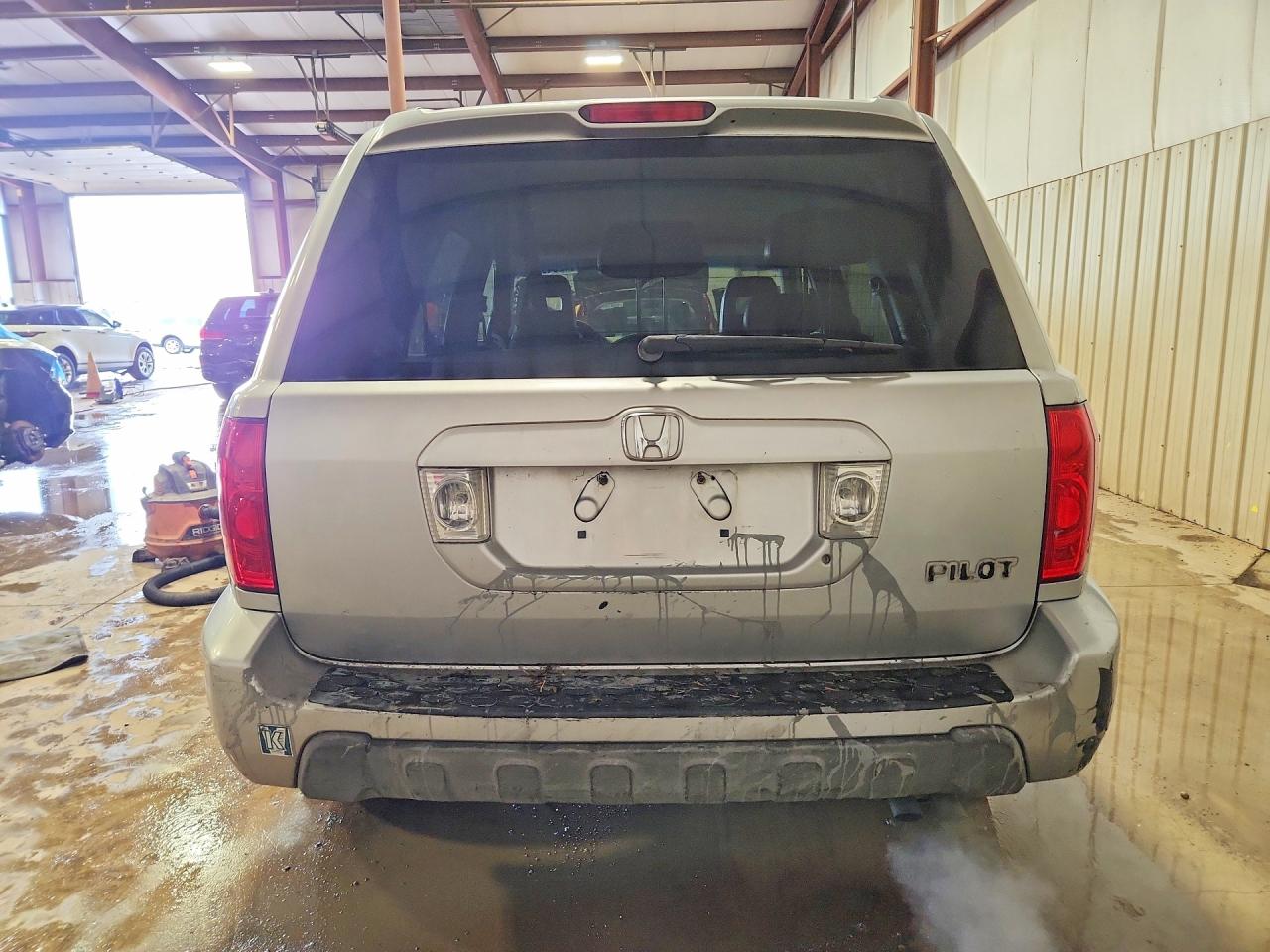 2003 HONDA PILOT EXL photo 16