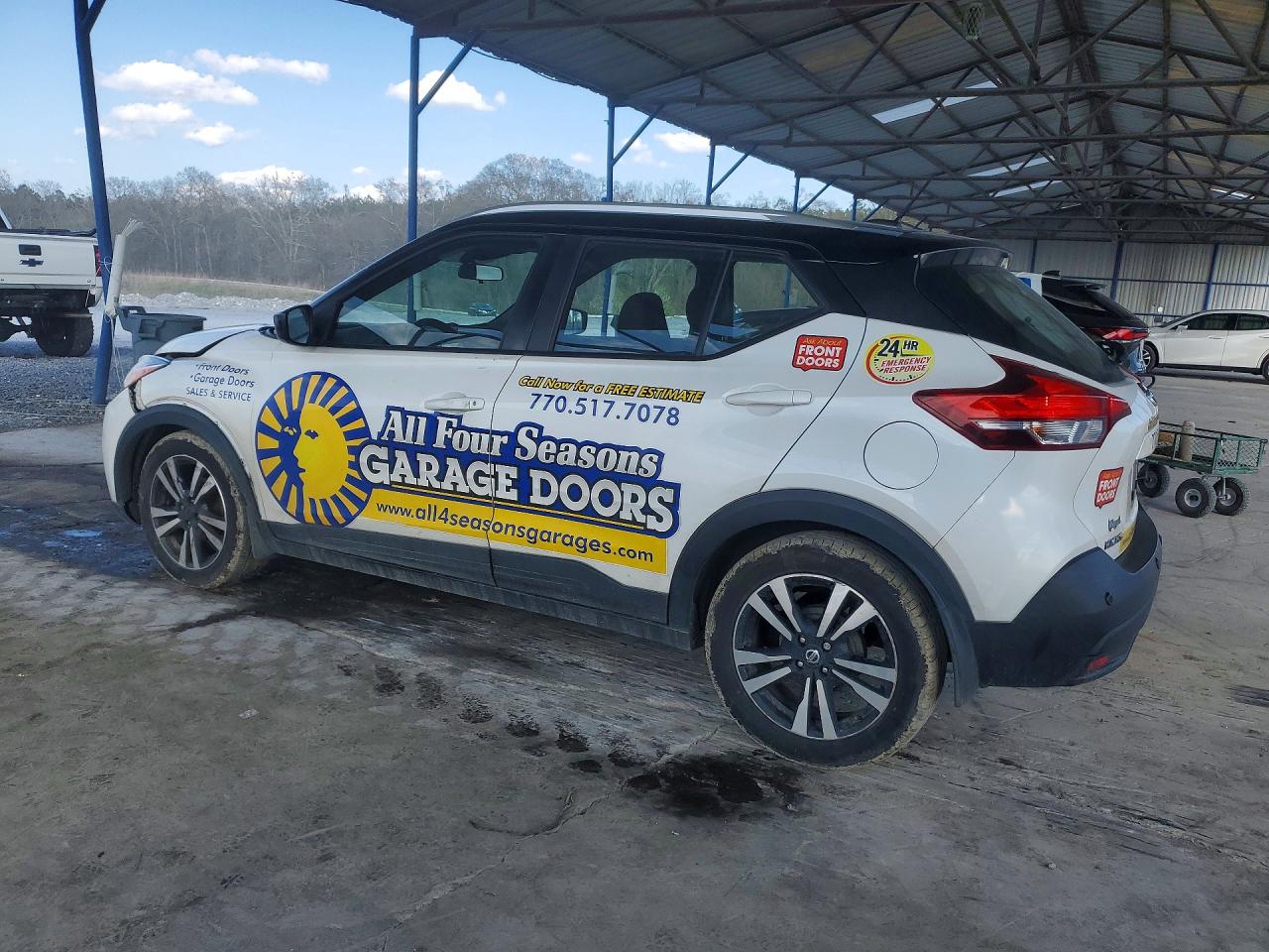 2020 NISSAN KICKS SV photo 2