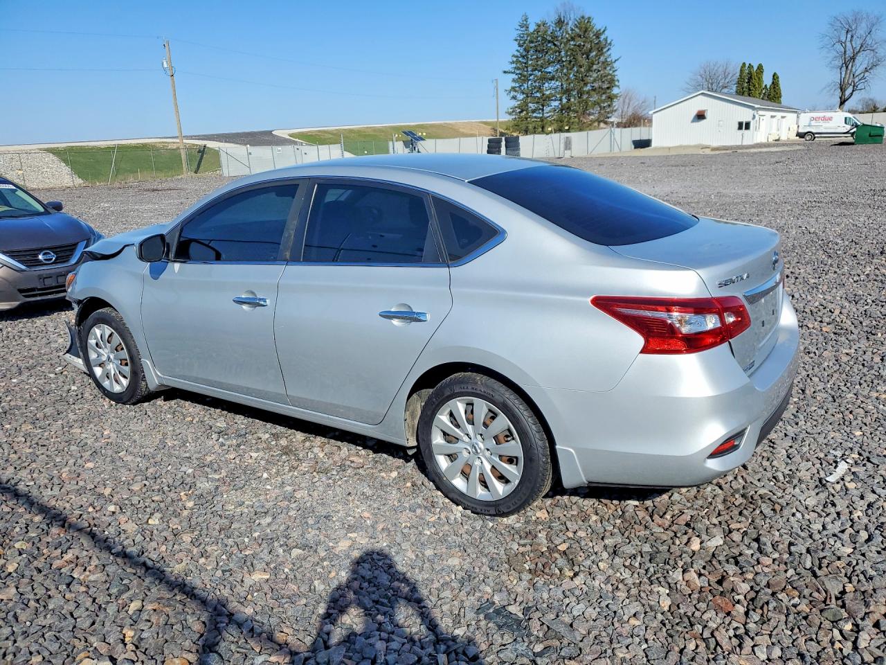 2019 NISSAN SENTRA S photo 2