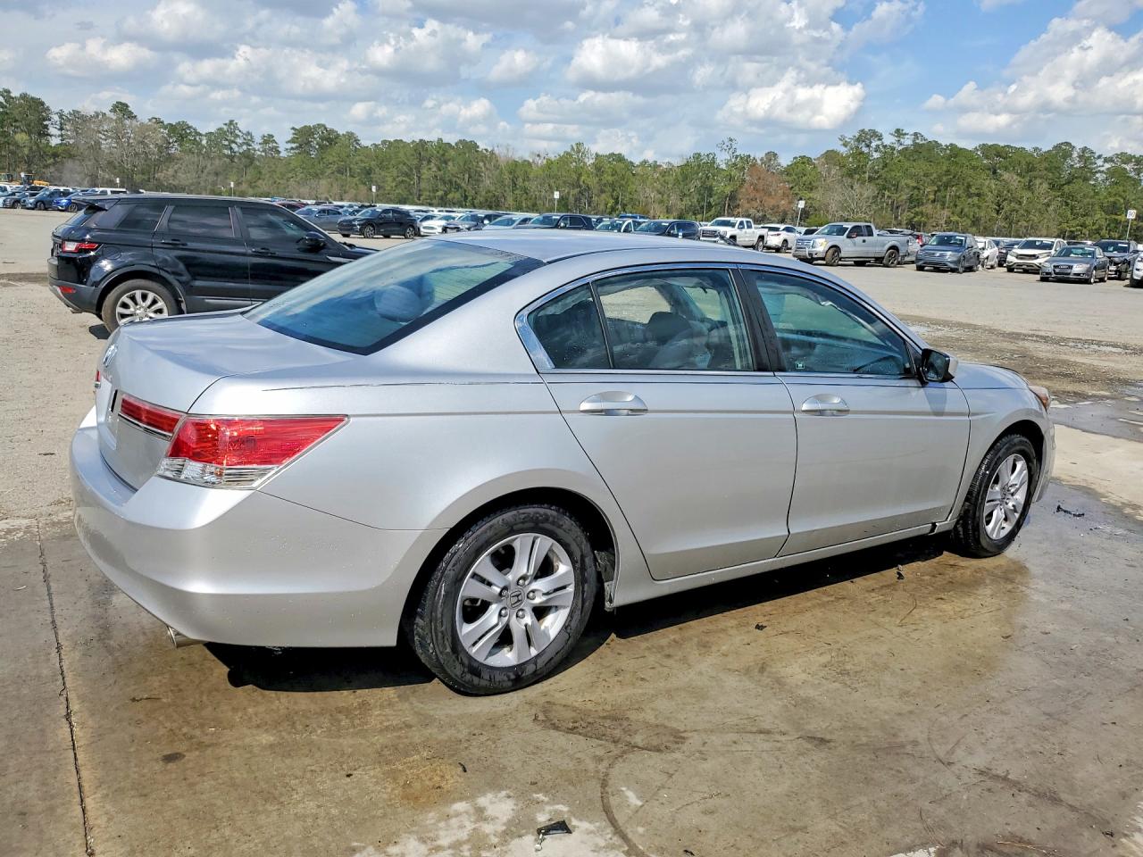 2011 HONDA ACCORD LXP photo 7