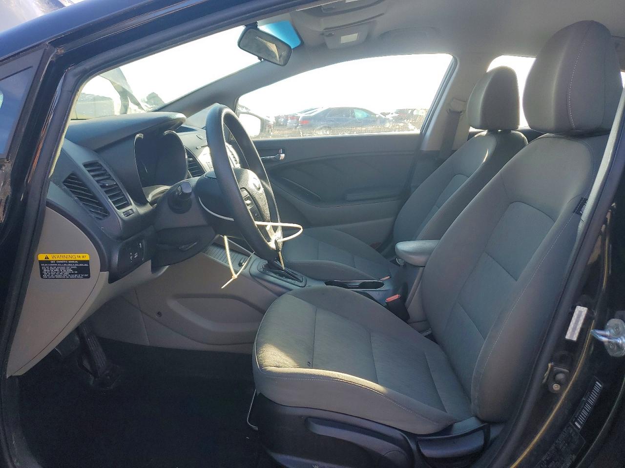 2015 KIA FORTE LX photo 7