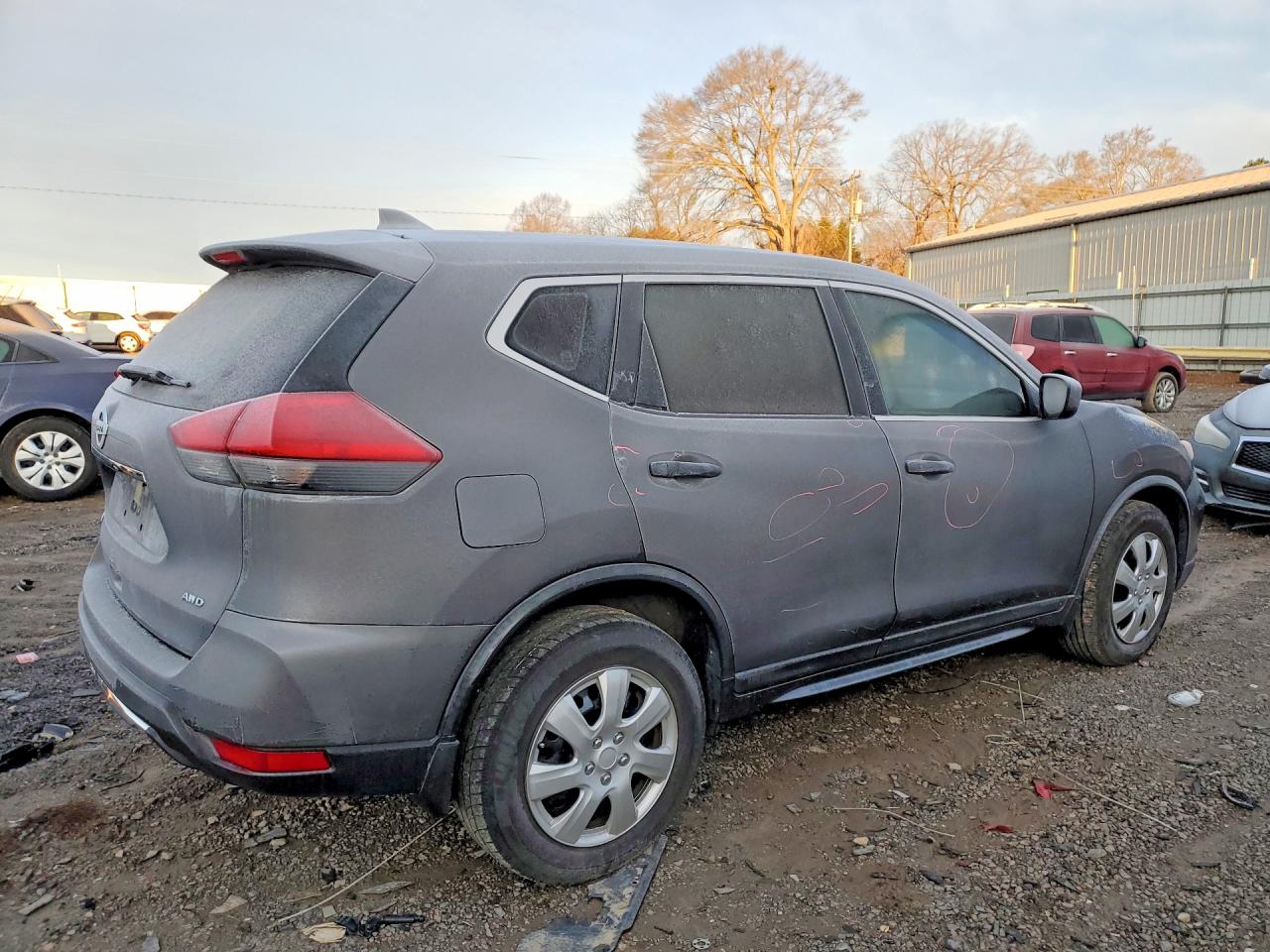 2017 NISSAN ROGUE S photo 5