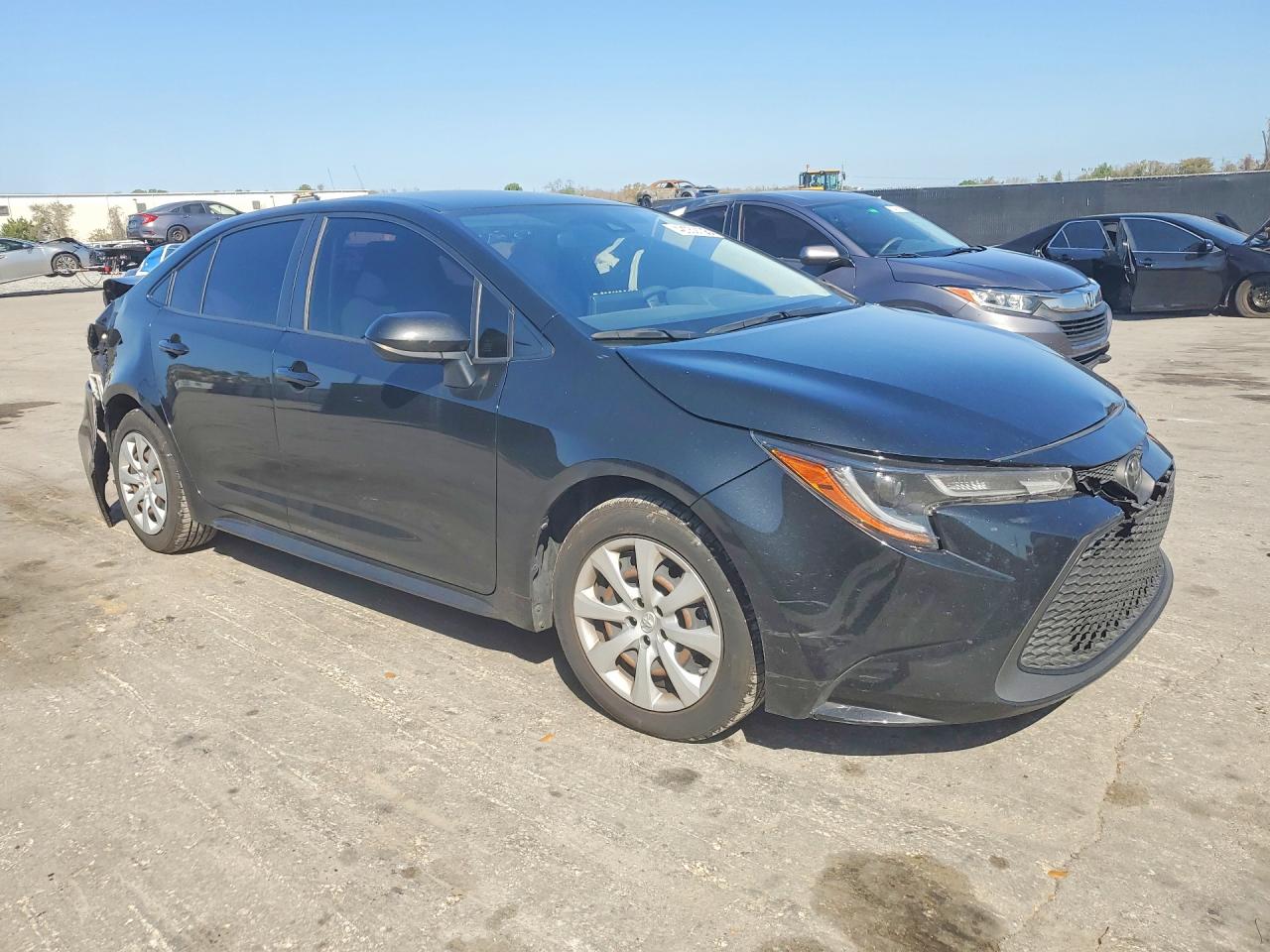 2022 TOYOTA COROLLA LE photo 4