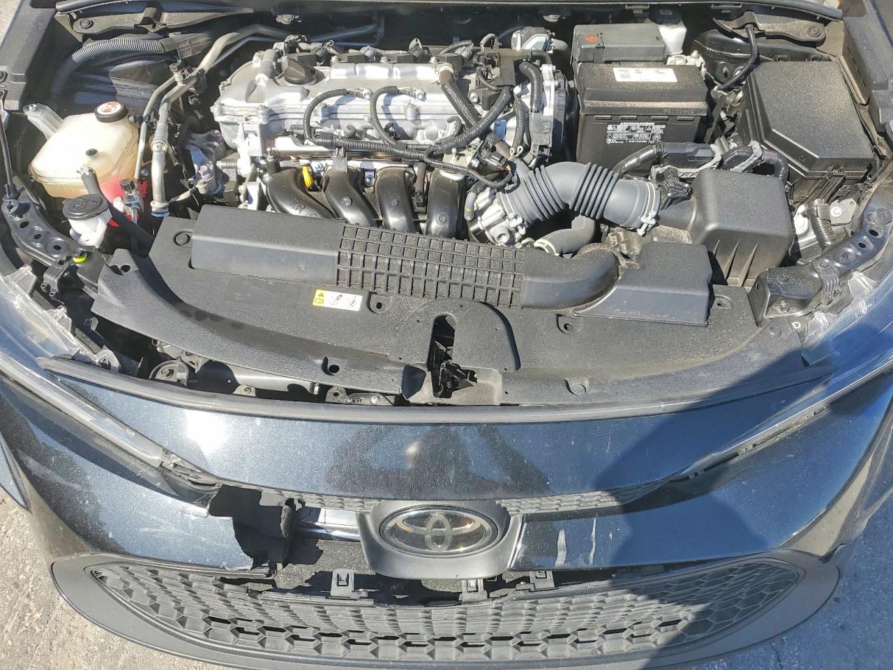 2022 TOYOTA COROLLA LE photo 11