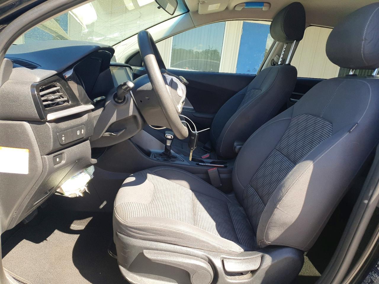 2020 KIA NIRO LX photo 13