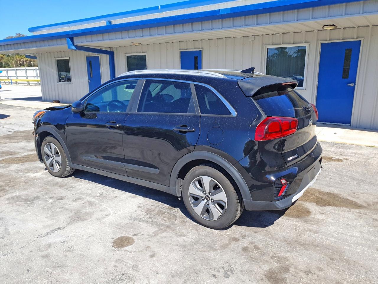 2020 KIA NIRO LX photo 3