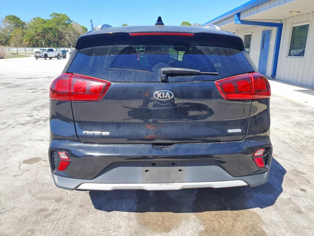 2020 KIA NIRO LX photo 11