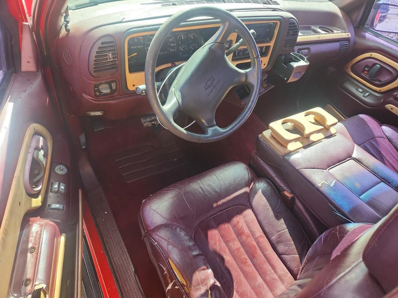 1995 CHEVROLET GMT-400 C1500 photo 8
