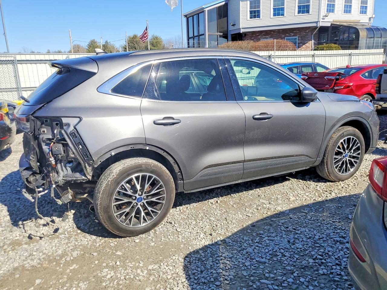 2022 FORD ESCAPE TITANIUM photo 3