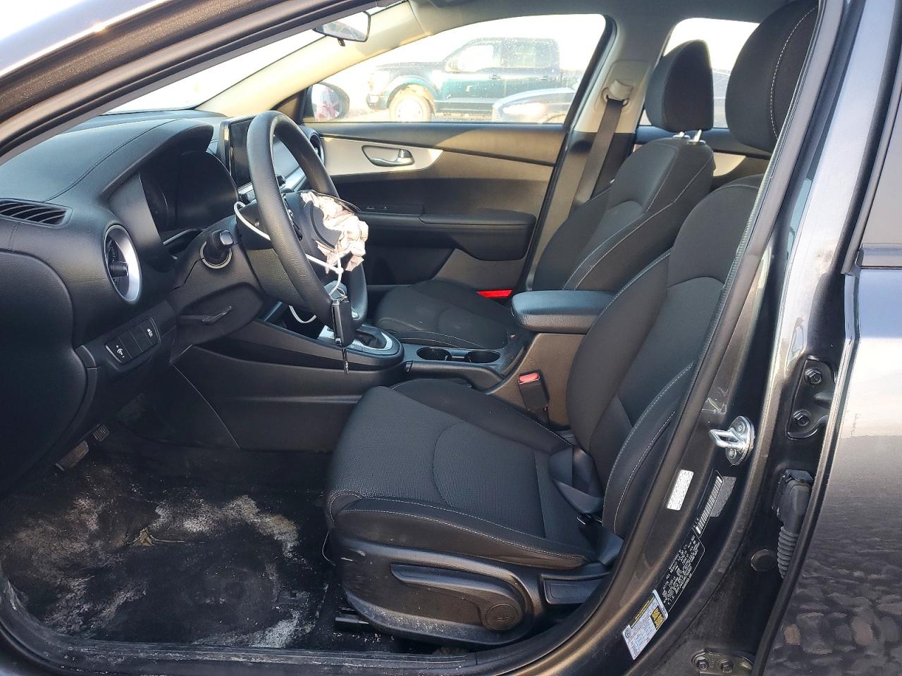 2024 KIA FORTE LXS photo 19