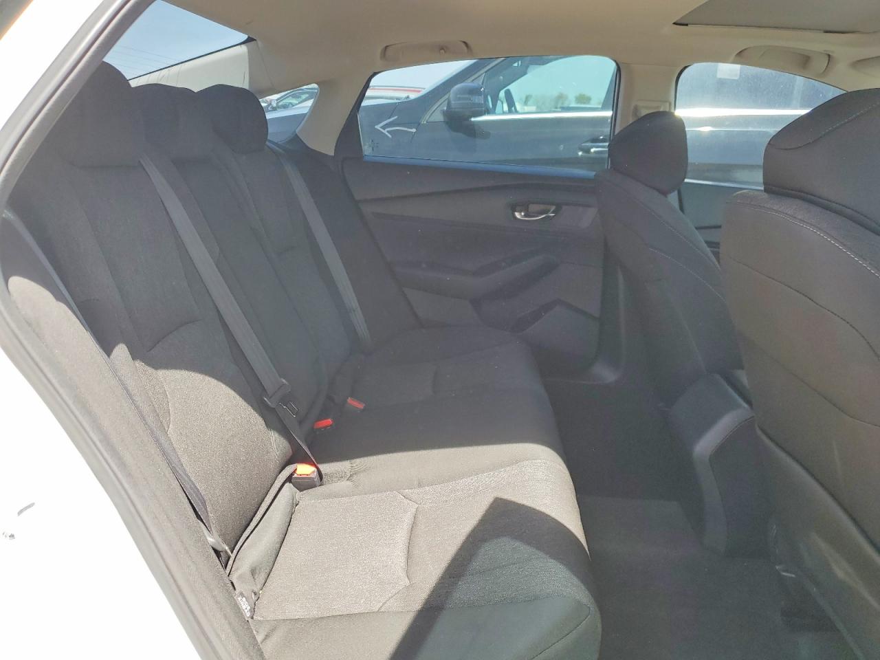 2024 HONDA ACCORD photo 19