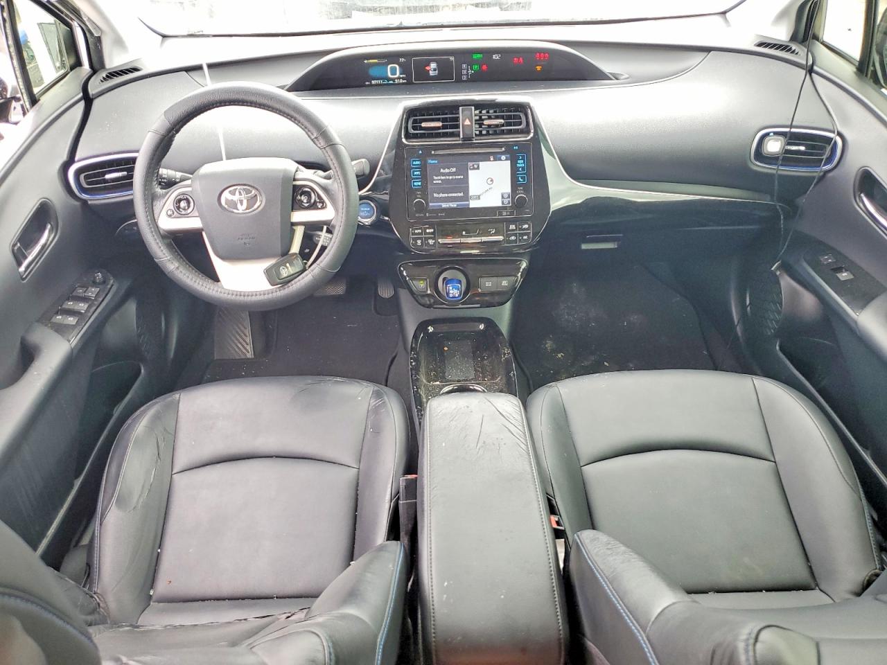2017 TOYOTA PRIUS THREE TOURING photo 8