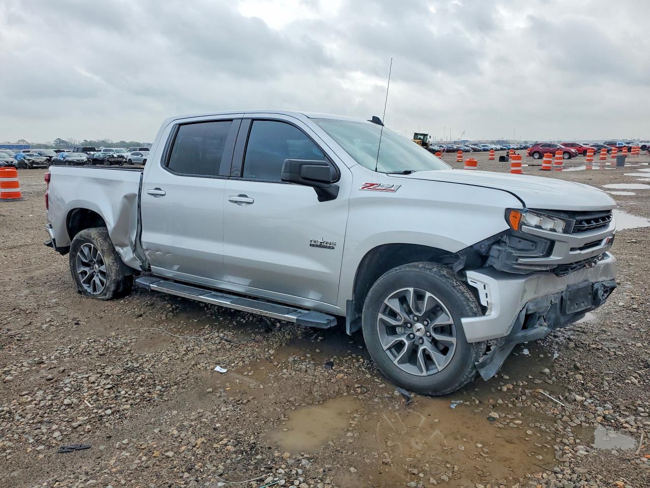 2020 CHEVROLET SILVERADO K1500 RST photo 4