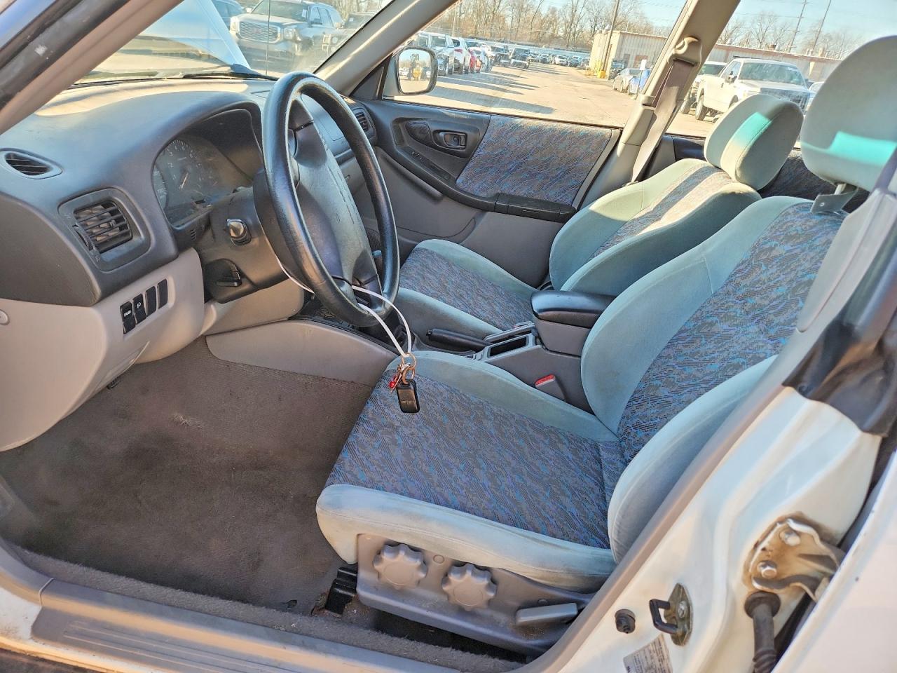 1998 SUBARU FORESTER L photo 19