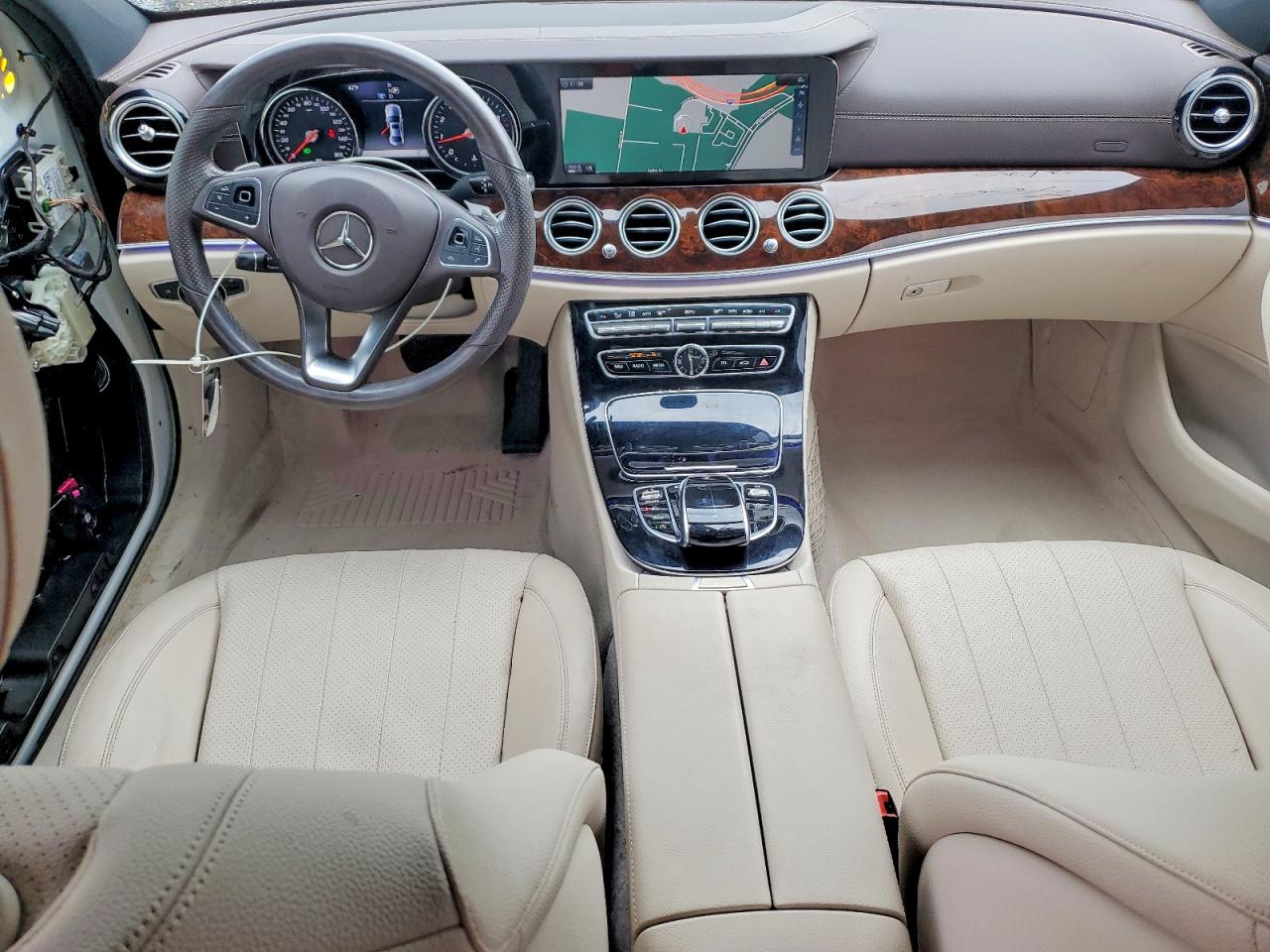 2017 MERCEDES-BENZ E 300 4MATIC photo 8