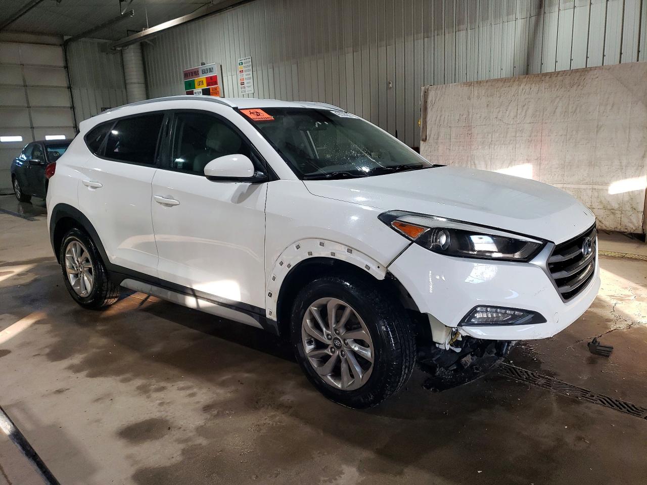 2018 HYUNDAI TUCSON SEL photo 4