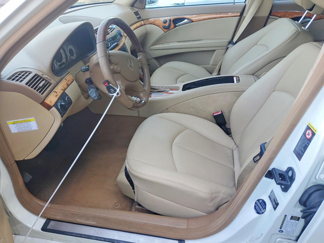 2008 MERCEDES-BENZ E 350 photo 19
