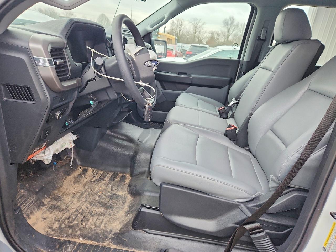 2025 FORD F150 XL photo 19