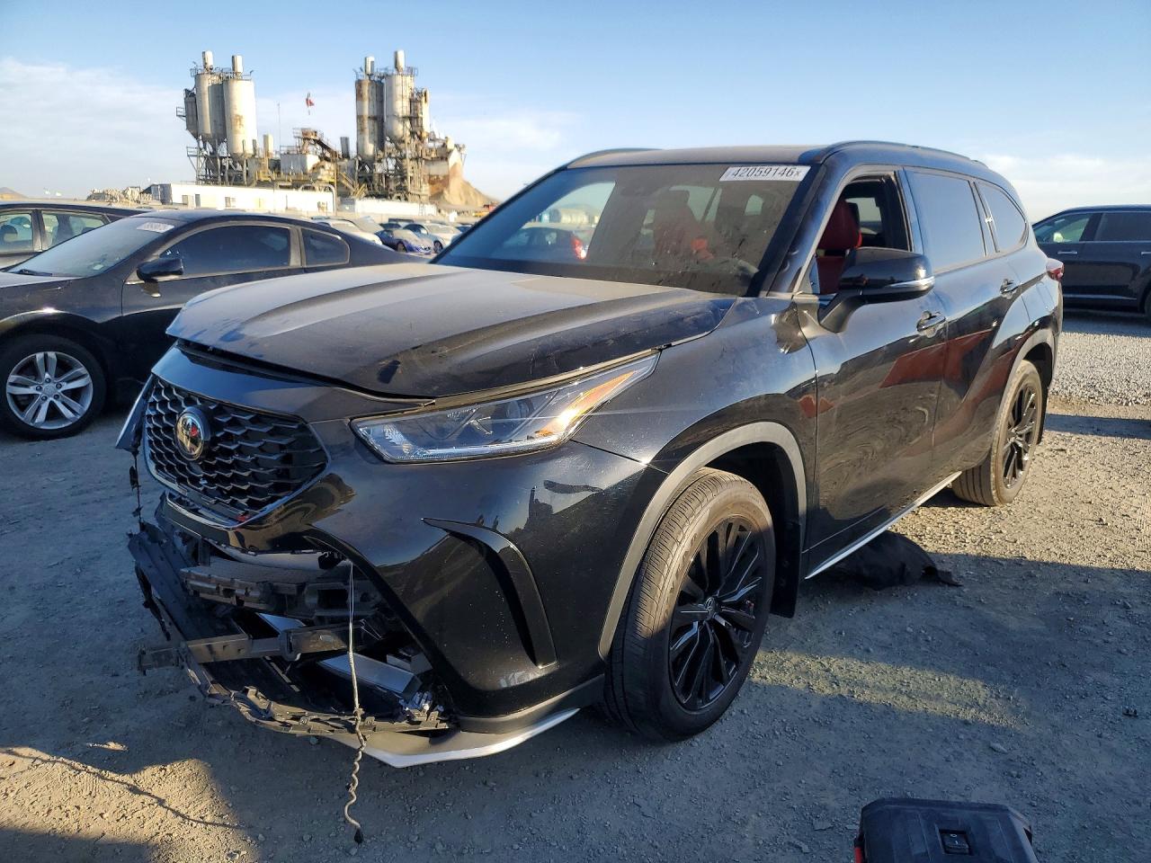 2024 TOYOTA HIGHLANDER