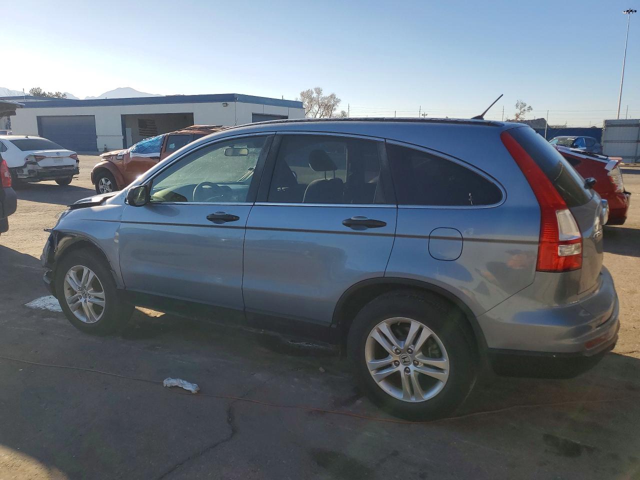 2011 HONDA CR-V photo 2