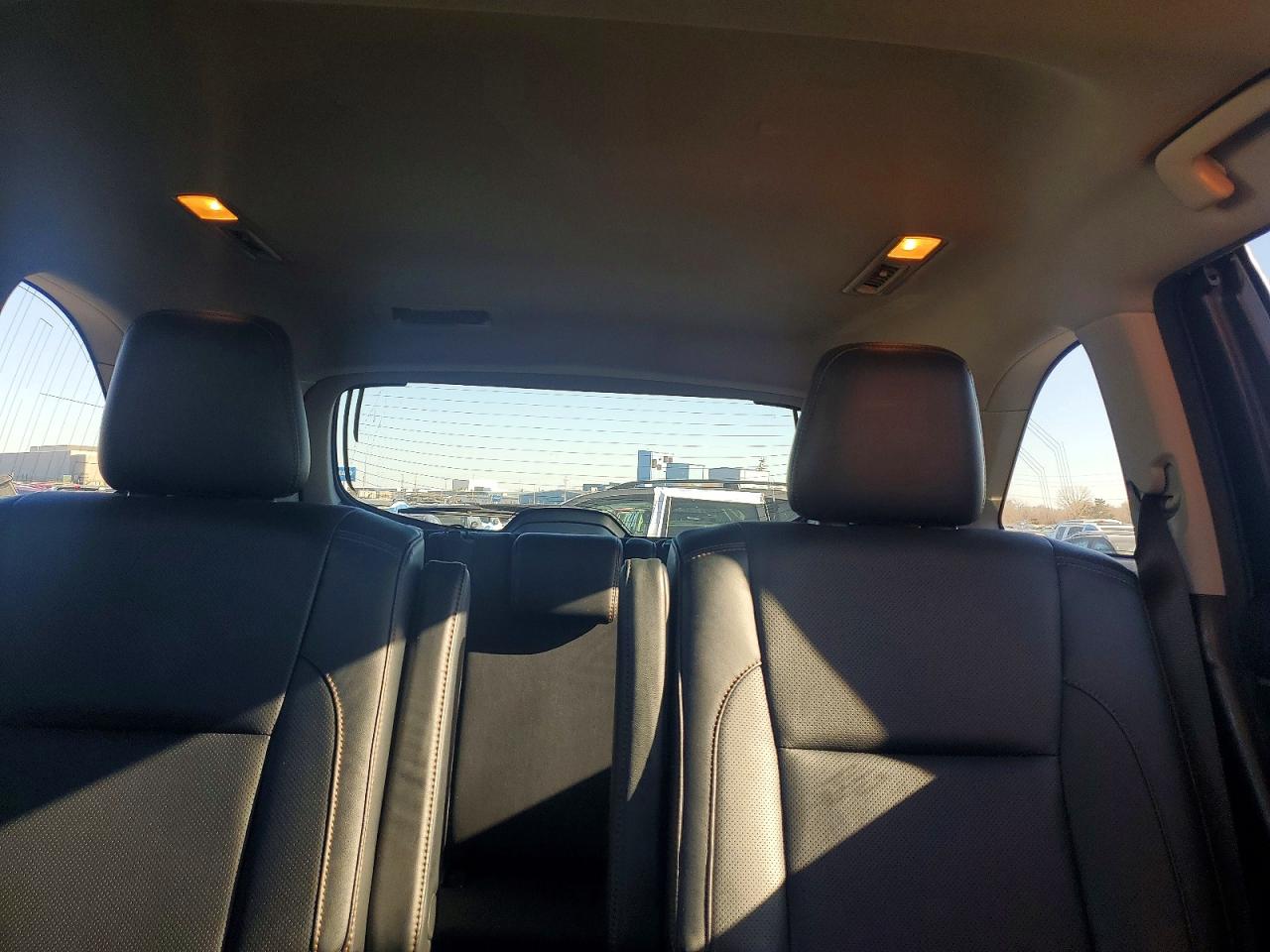 2016 TOYOTA HIGHLANDER LIMITED photo 19