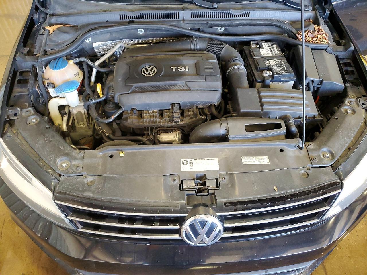 2015 VOLKSWAGEN JETTA SE photo 11