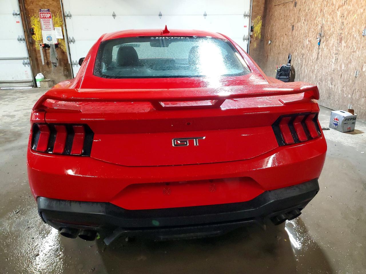 2024 FORD MUSTANG GT photo 6