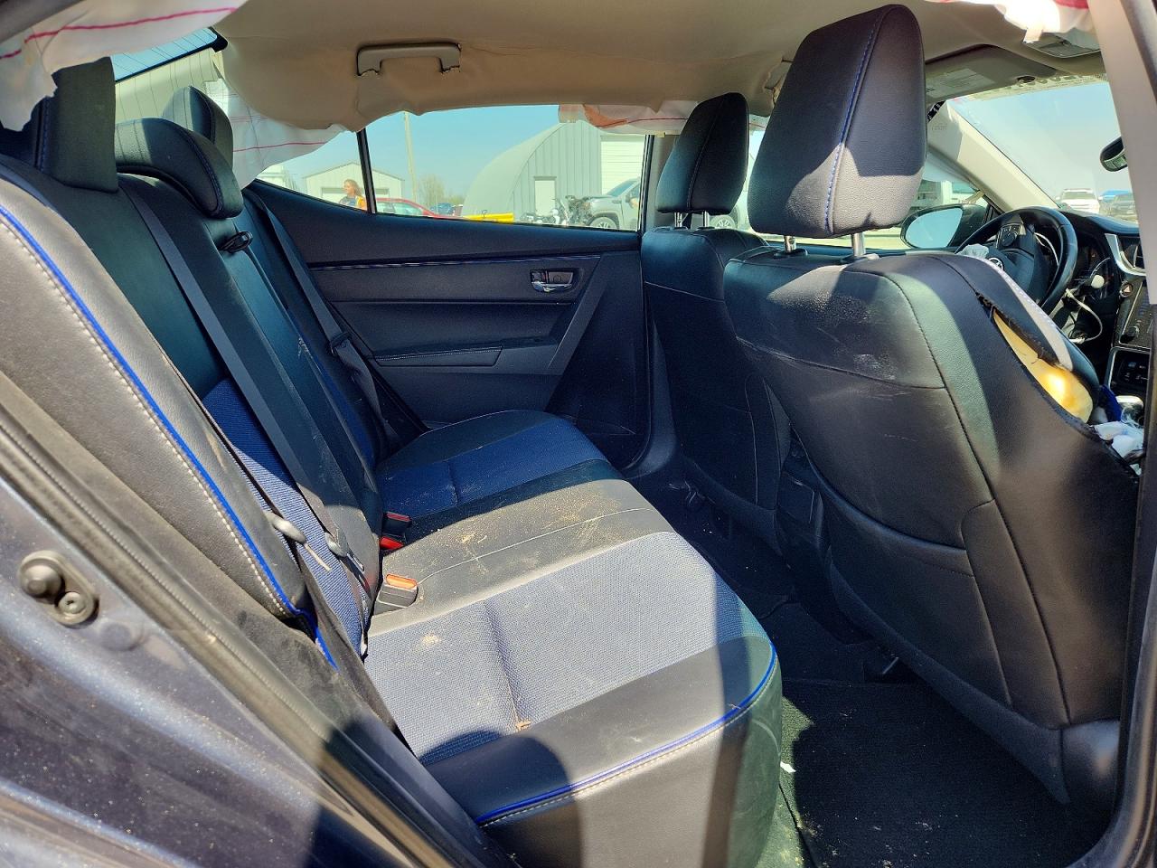 2017 TOYOTA COROLLA SE photo 28