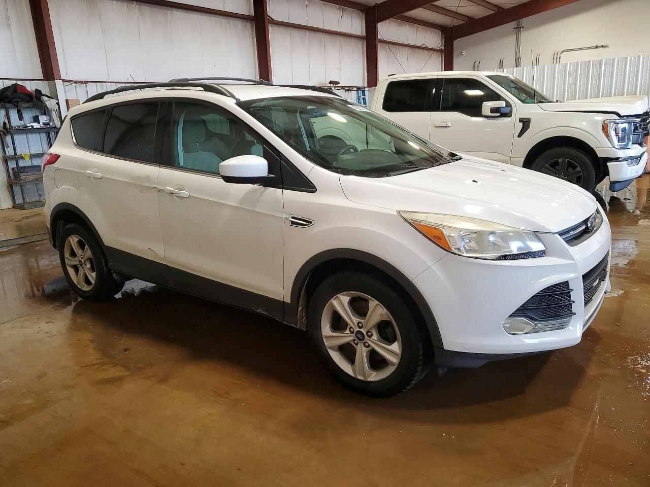 2014 FORD ESCAPE SE photo 4