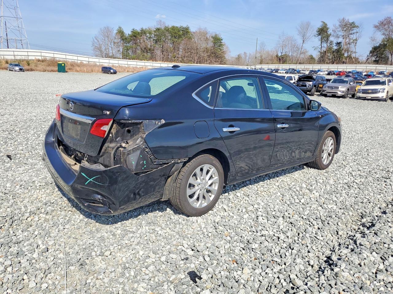 2019 NISSAN SENTRA SV photo 3