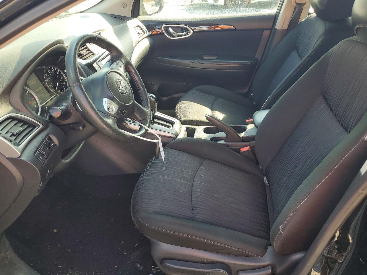 2019 NISSAN SENTRA SV photo 7