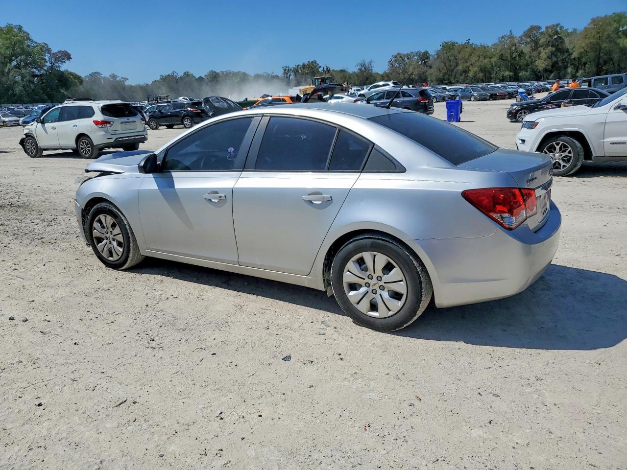 2014 CHEVROLET CRUZE LS photo 3