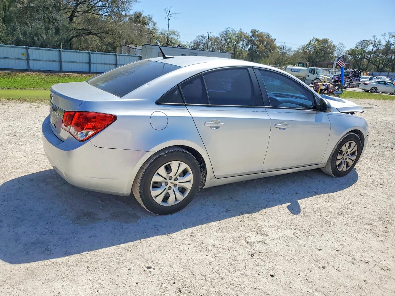 2014 CHEVROLET CRUZE LS photo 5