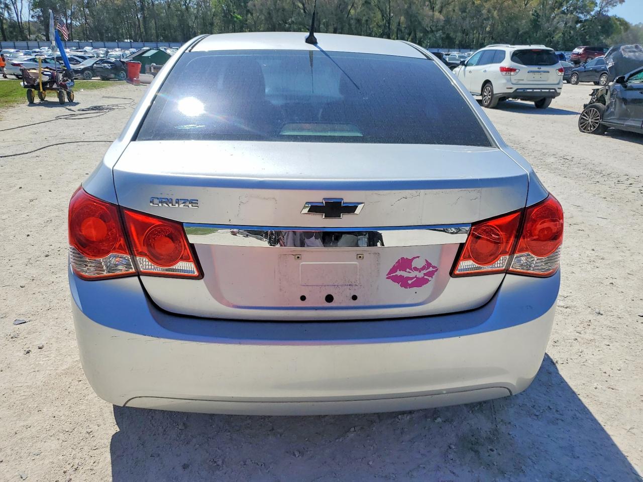 2014 CHEVROLET CRUZE LS photo 11