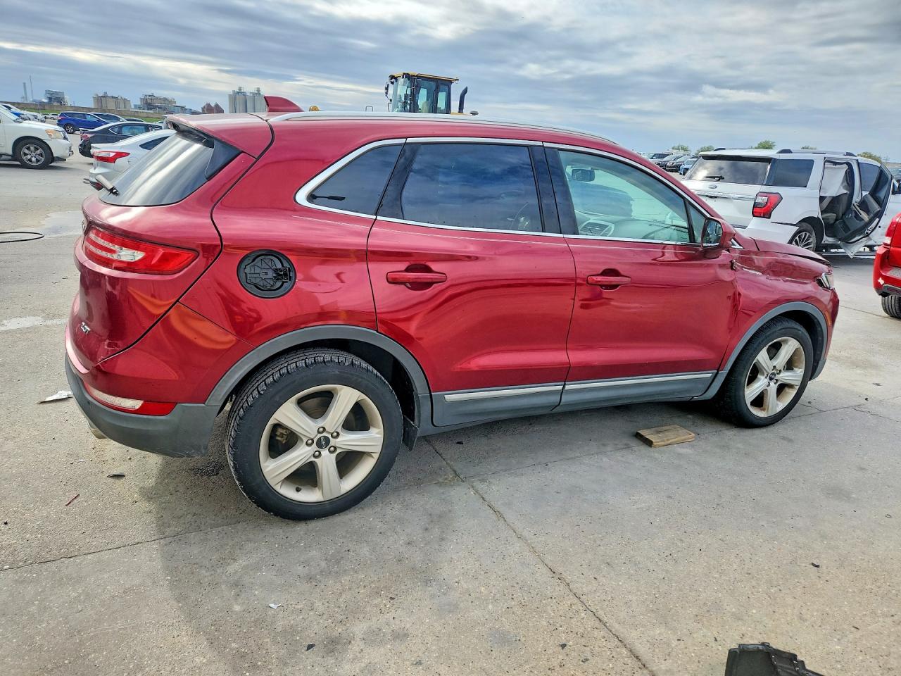 2017 LINCOLN MKC PREMIERE photo 7