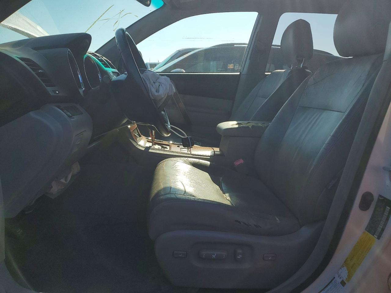 2008 TOYOTA HIGHLANDER LIMITED photo 14