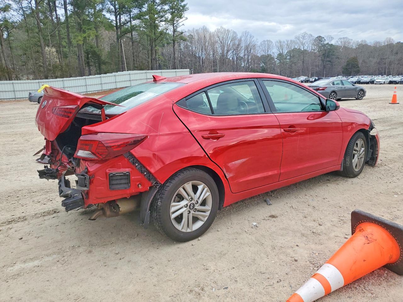 2020 HYUNDAI ELANTRA VALUE EDITION photo 7