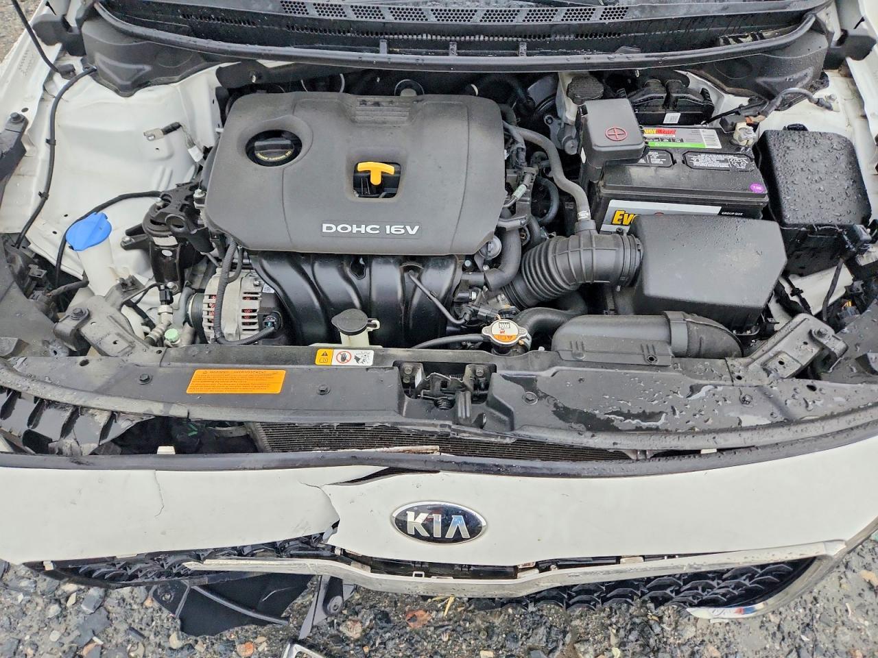 2017 KIA FORTE LX photo 11