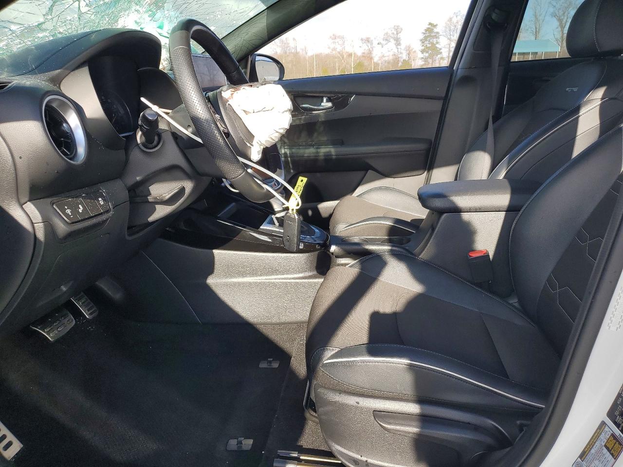 2023 KIA FORTE GT-LINE photo 13