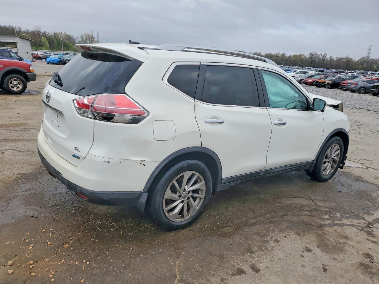 2014 NISSAN ROGUE SL photo 5