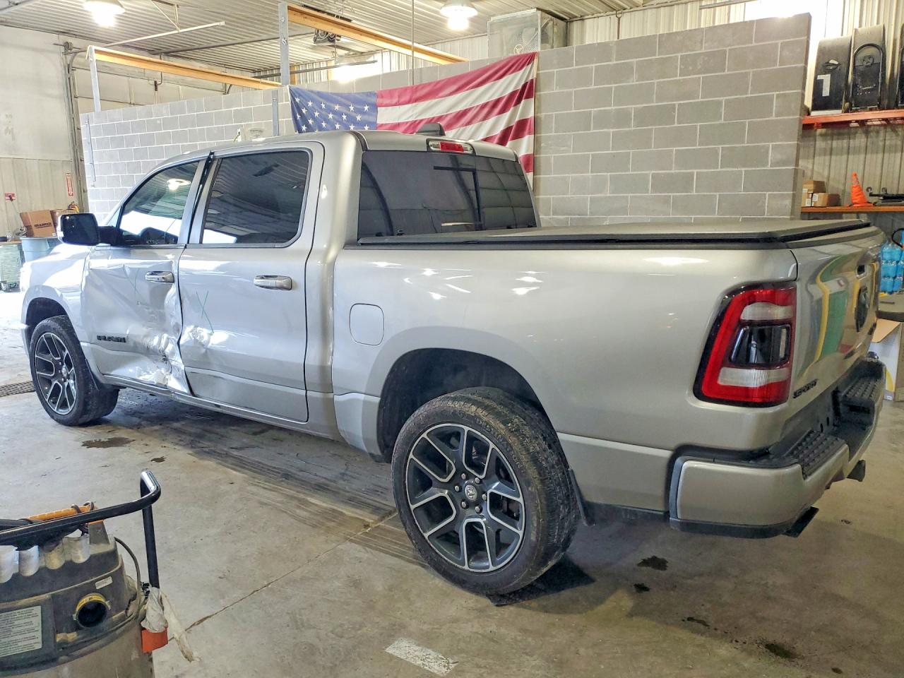 2019 RAM 1500 REBEL photo 3