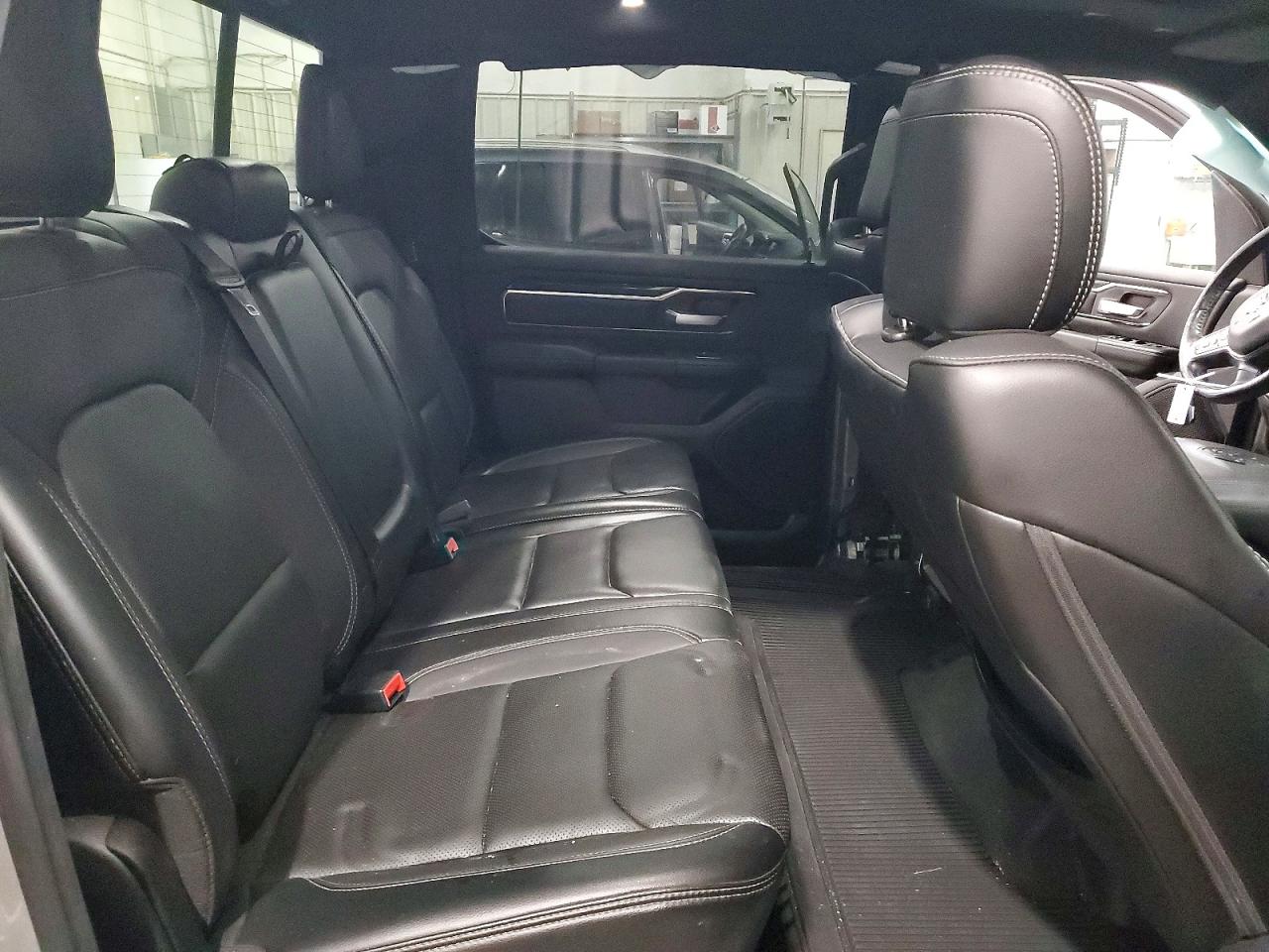 2019 RAM 1500 REBEL photo 19