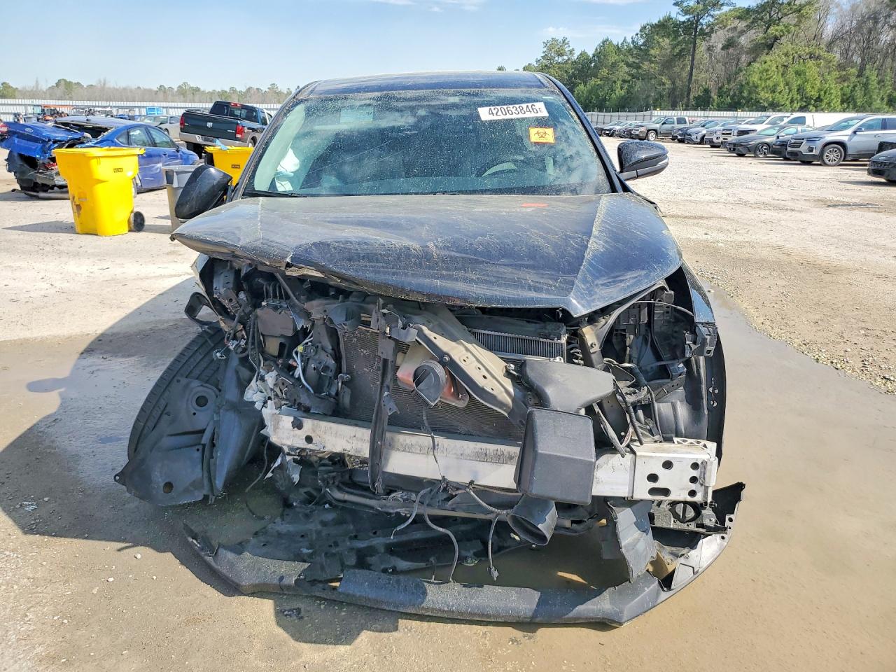 2019 TOYOTA HIGHLANDER LE photo 5